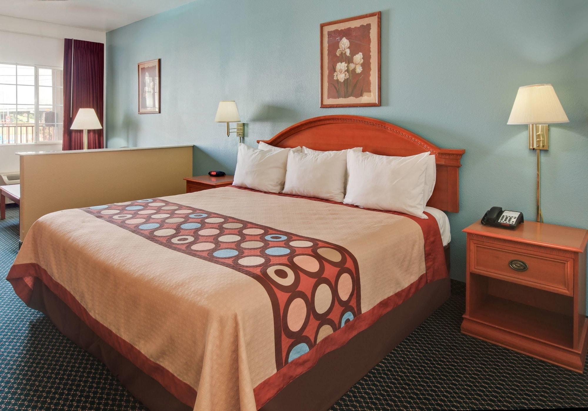 Super 8 By Wyndham Forney/East Dallas Buitenkant foto