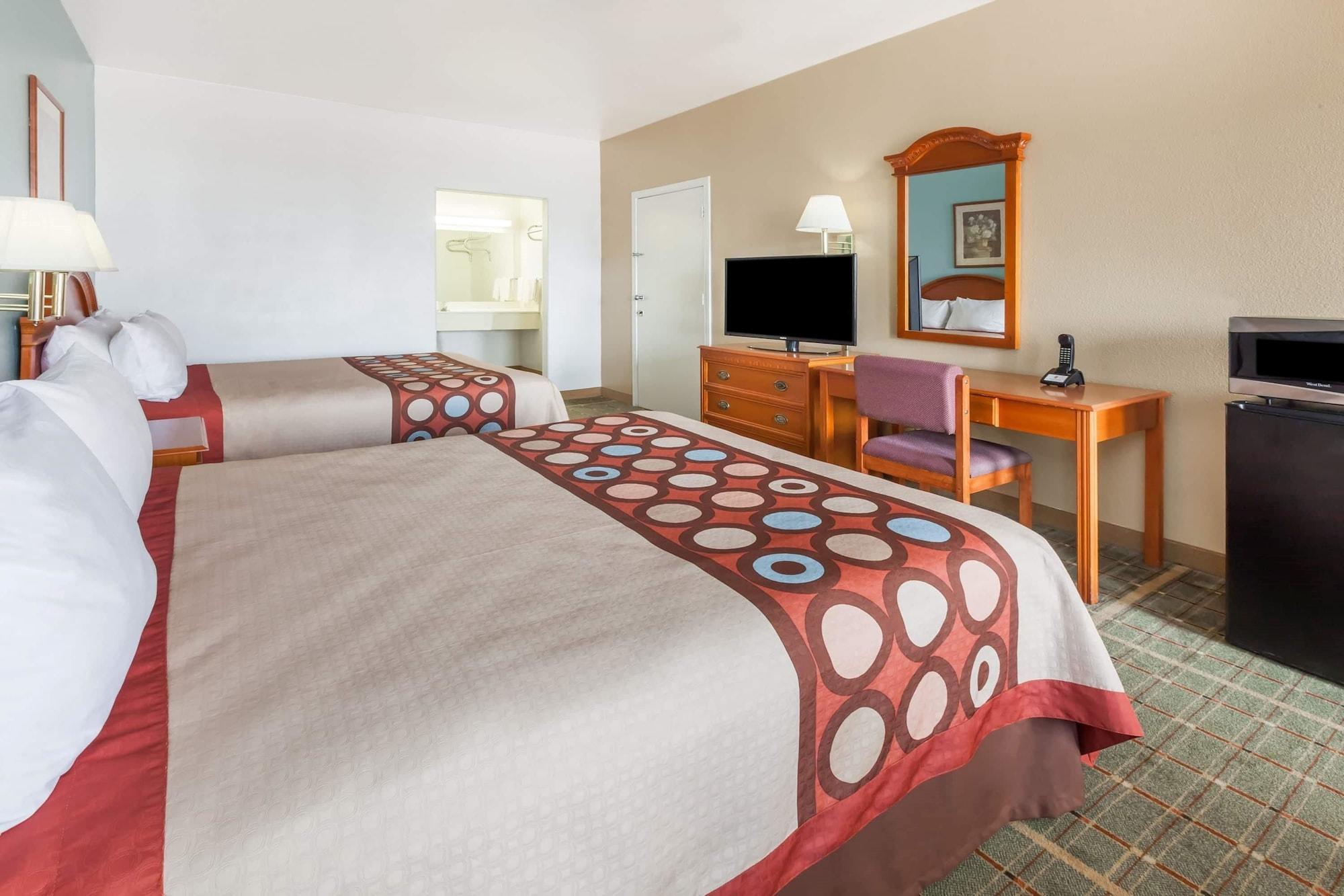 Super 8 By Wyndham Forney/East Dallas Buitenkant foto