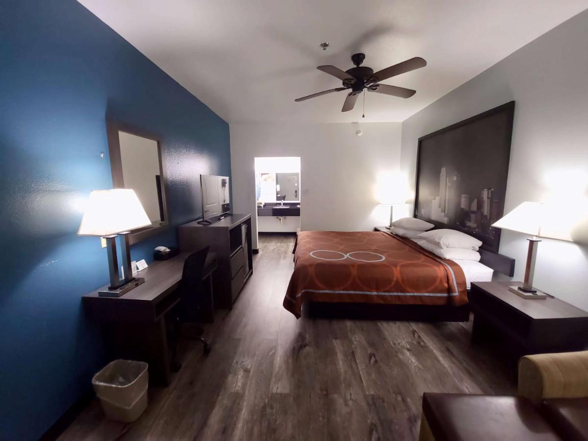 Super 8 By Wyndham Forney/East Dallas Buitenkant foto