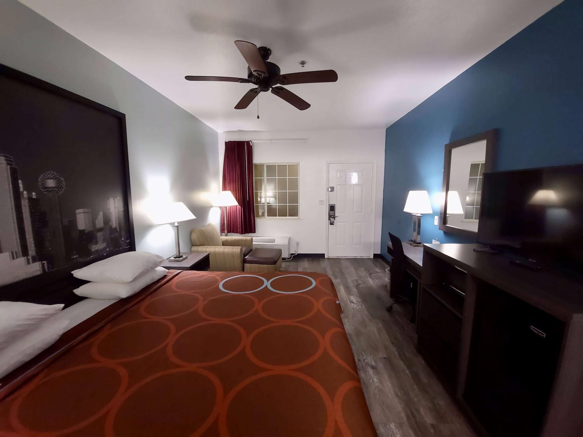 Super 8 By Wyndham Forney/East Dallas Buitenkant foto