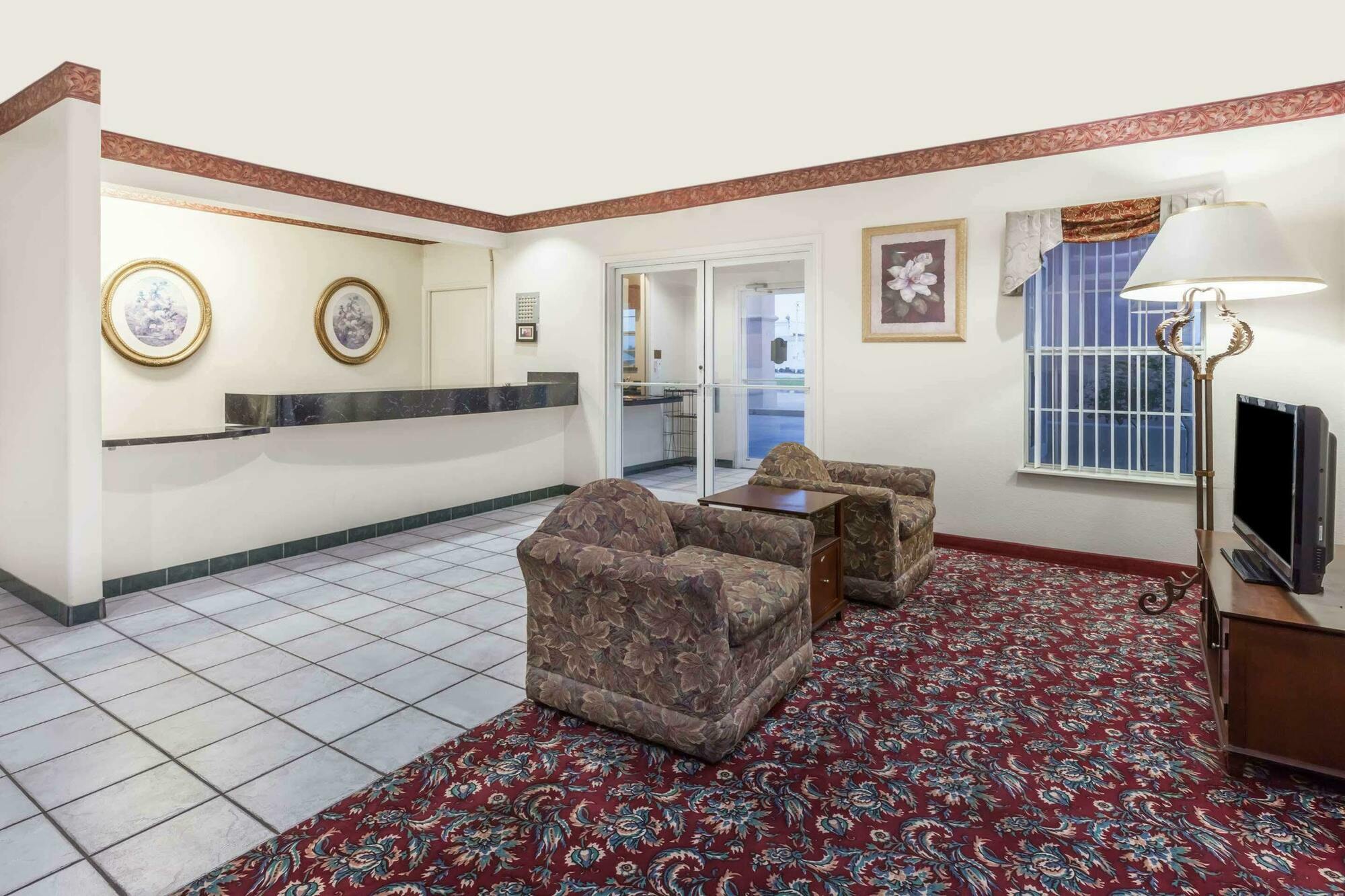 Super 8 By Wyndham Forney/East Dallas Buitenkant foto
